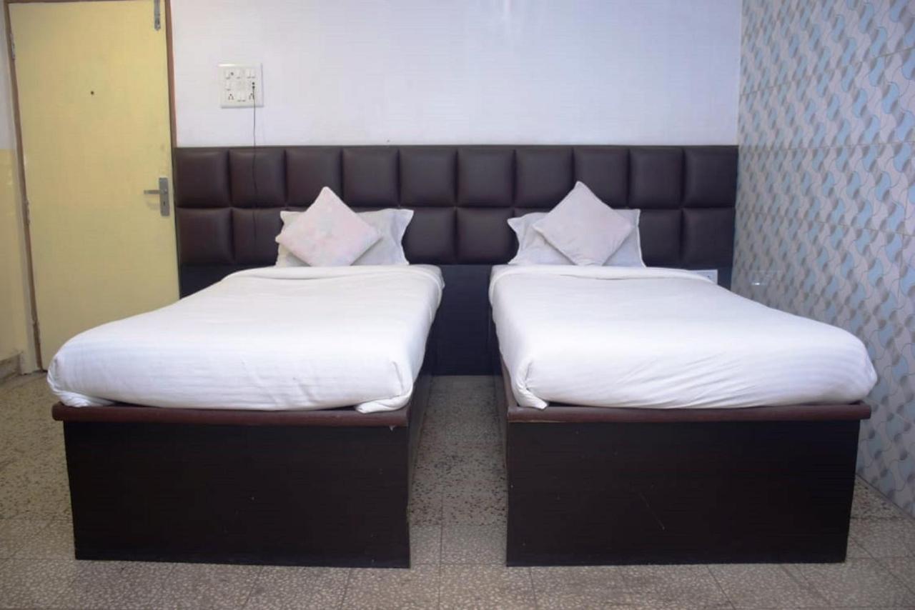 Hotel Deendayal Korba エクステリア 写真