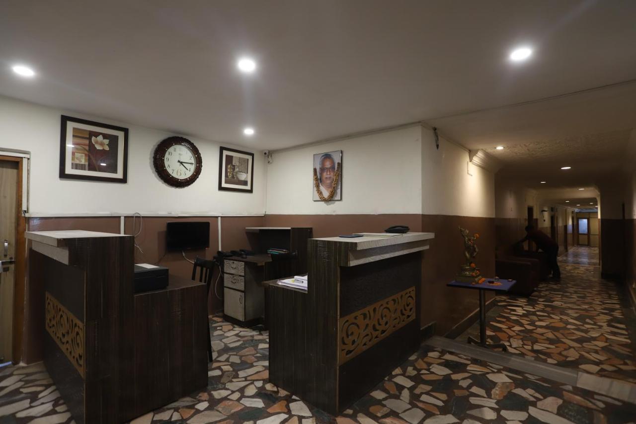 Hotel Deendayal Korba エクステリア 写真