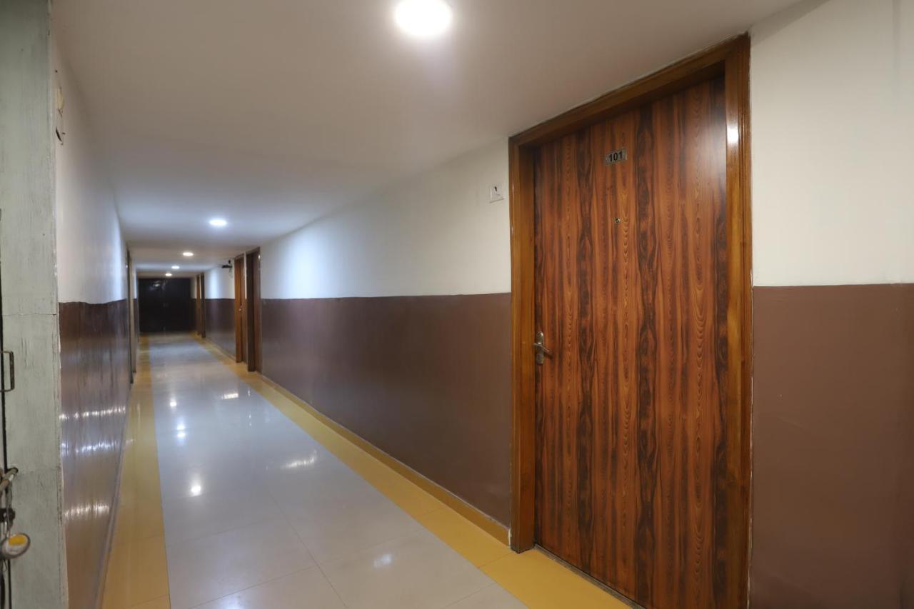 Hotel Deendayal Korba エクステリア 写真