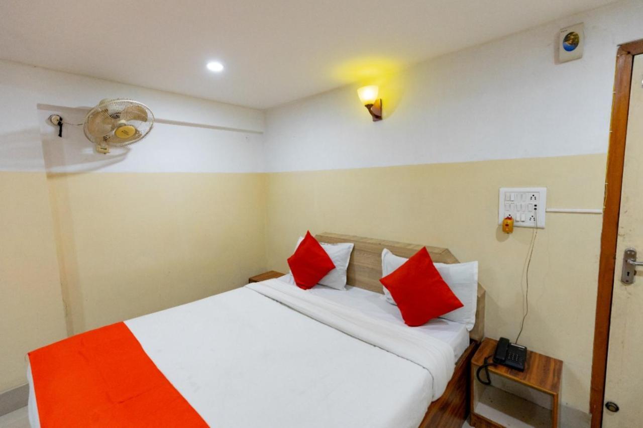 Hotel Deendayal Korba エクステリア 写真